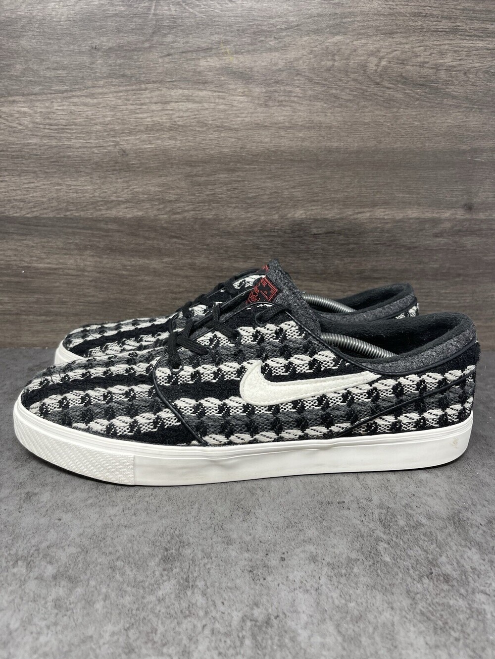 Nike SB Zoom Stefan Janoski Size 13 Mens Black White Woven Skate Shoes Lot 68527
